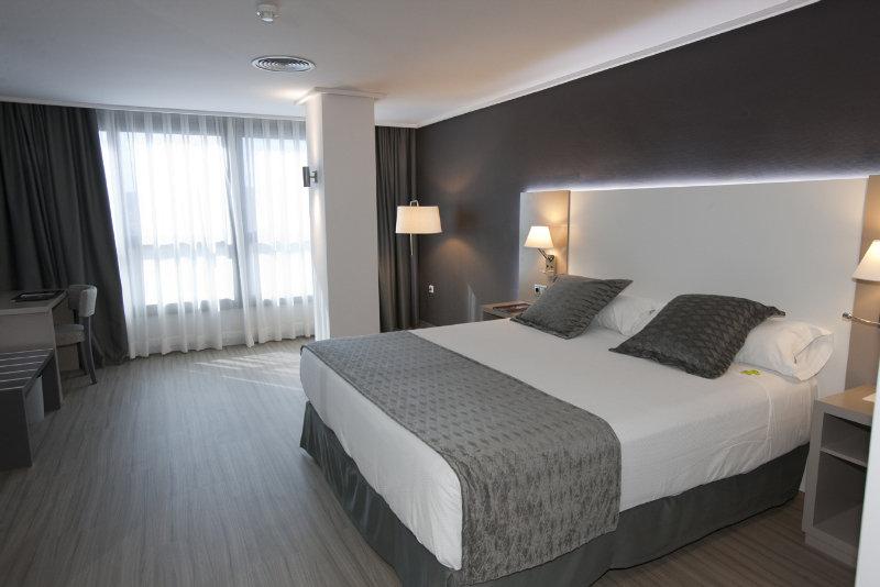 บีแอนด์บี โฮเทล การ์ตาเฆนา การ์ตาโกโนวา Hotel การ์ตาเฮนา ภายนอก รูปภาพ